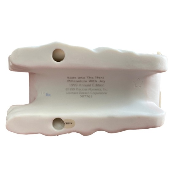 Vintage Precious Moments "Slide Into The Next Millennium With Joy" - Picture 4 of 5